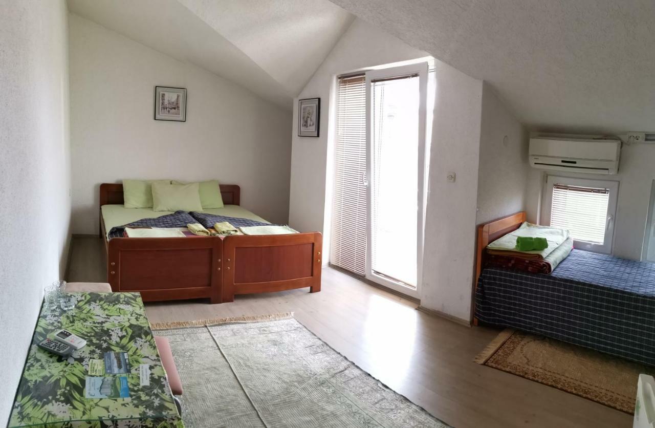 Villa Centar Ohrid Bagian luar foto