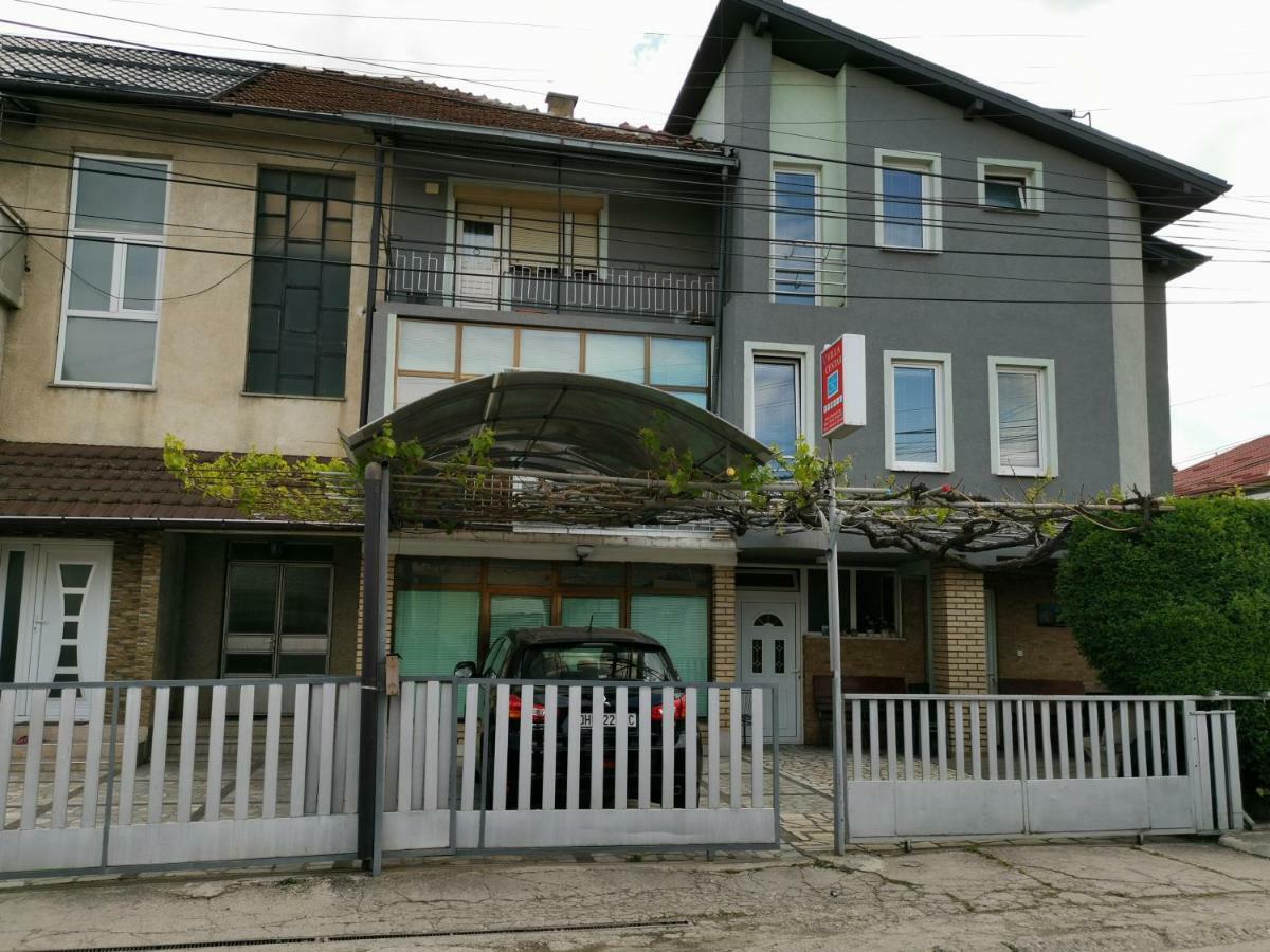 Villa Centar Ohrid Bagian luar foto