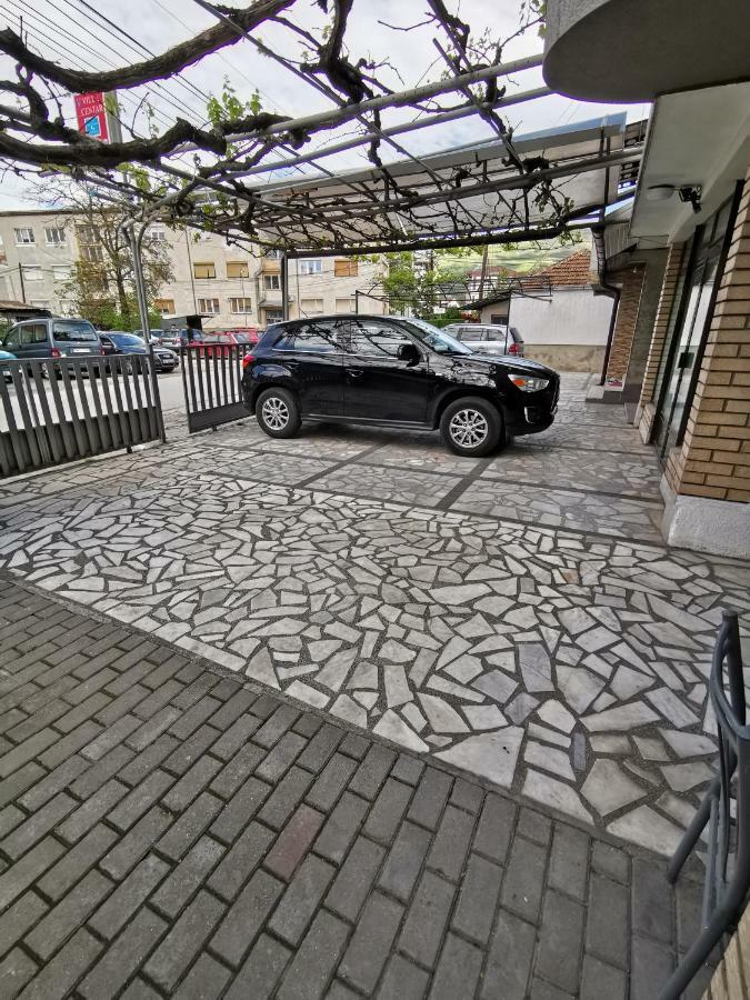 Villa Centar Ohrid Bagian luar foto